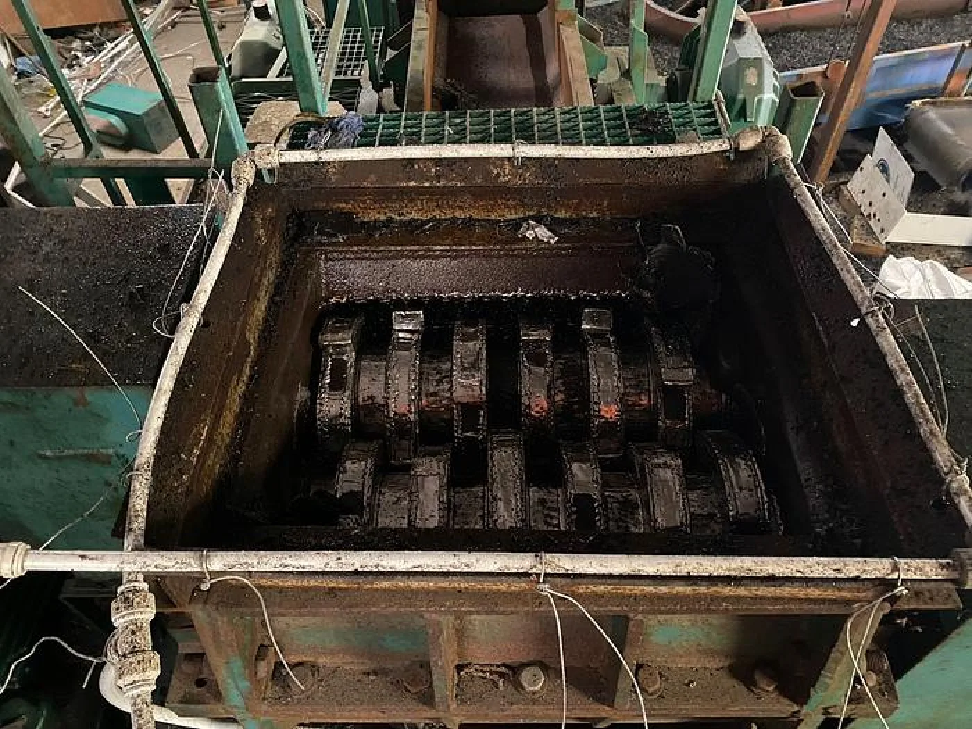 Vehicle Tyre Shredder Plant - 6