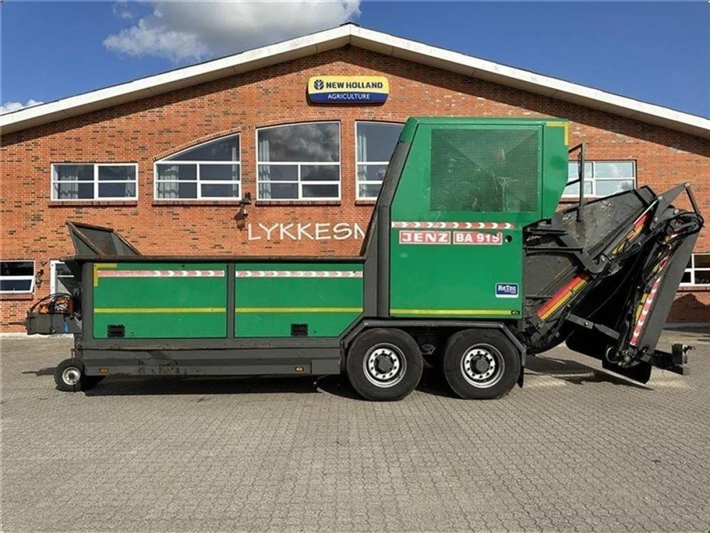 2016 Jenz BA 915 Biomass Wood Shredder Chipper - 3