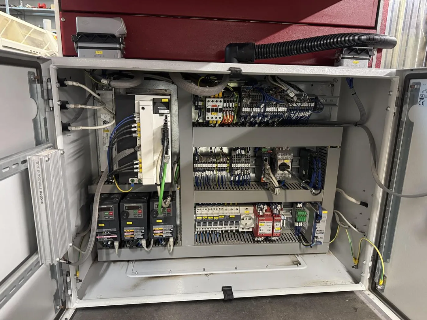 SCS AUTOMABERG TRIM & PERF - 7
