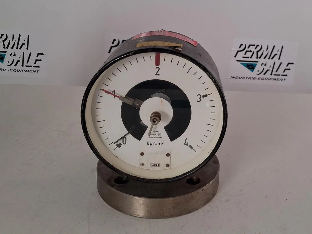 WIKA NG160 Pressure Gauge 0–4 bar with Inductive Contact