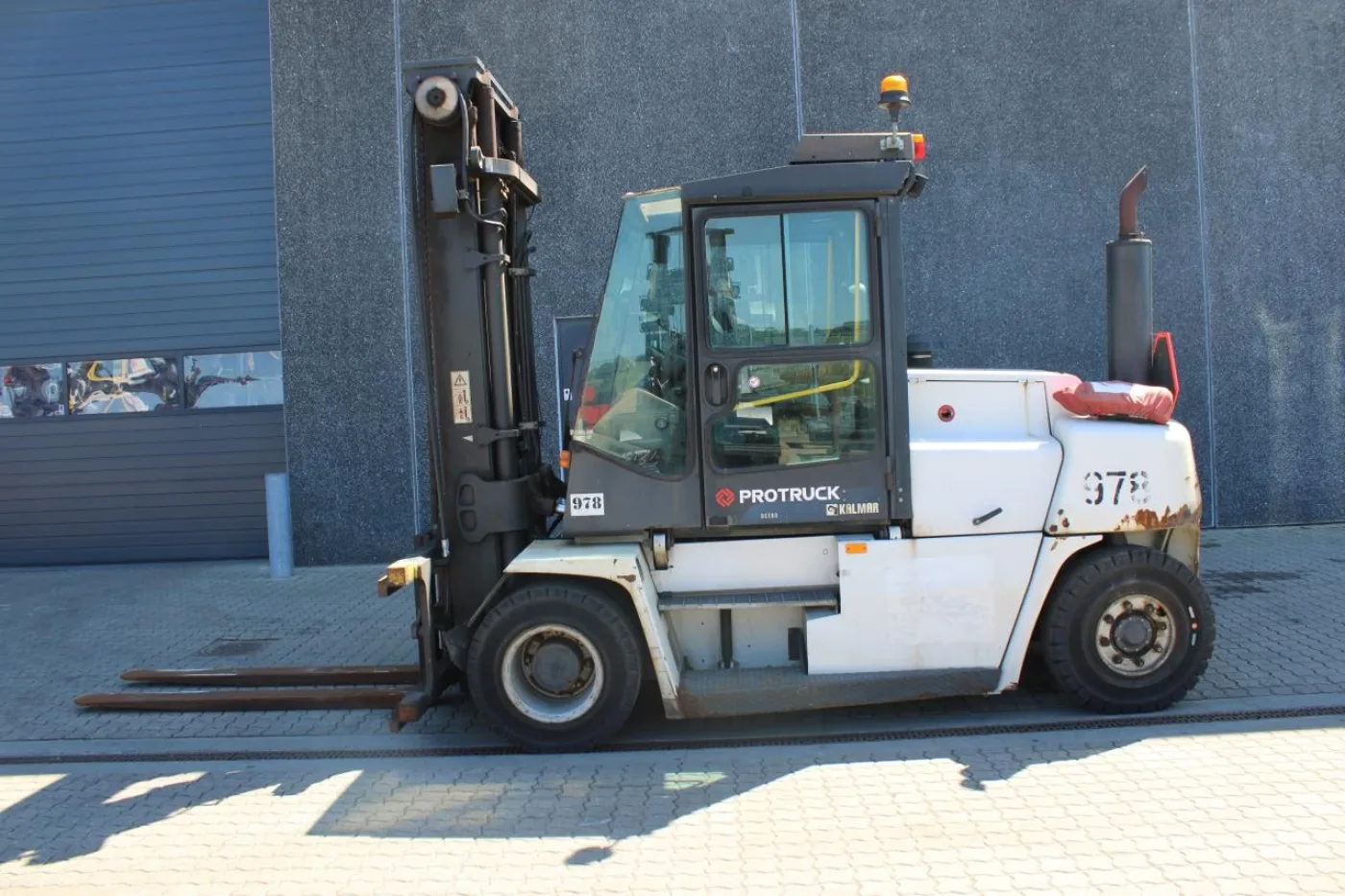 Kalmar DCE80-6 - 1