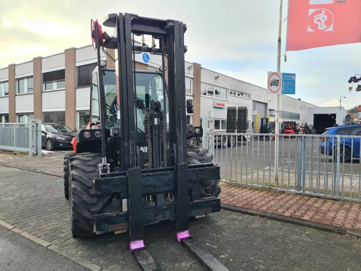 Manitou M50.4 ST5 - 5