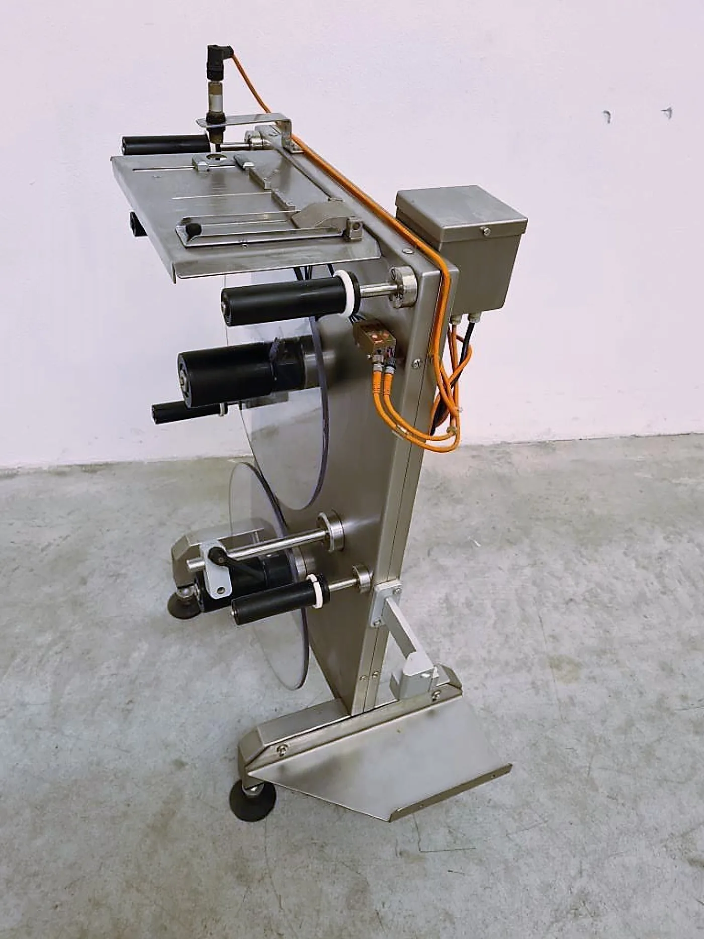 GIUNTATORE SEMIAUTOMATICO ETICHETTE – LIBRA IMA - 3