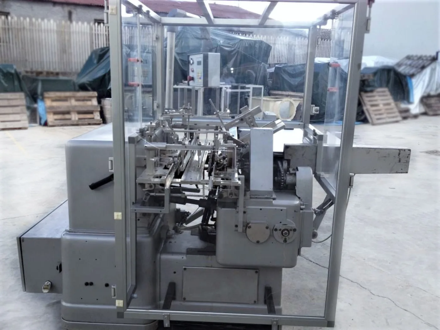 ASTUCCIATRICE AUTOMATICA ORIZZONTALE – CAM MOD. PR66 - 4