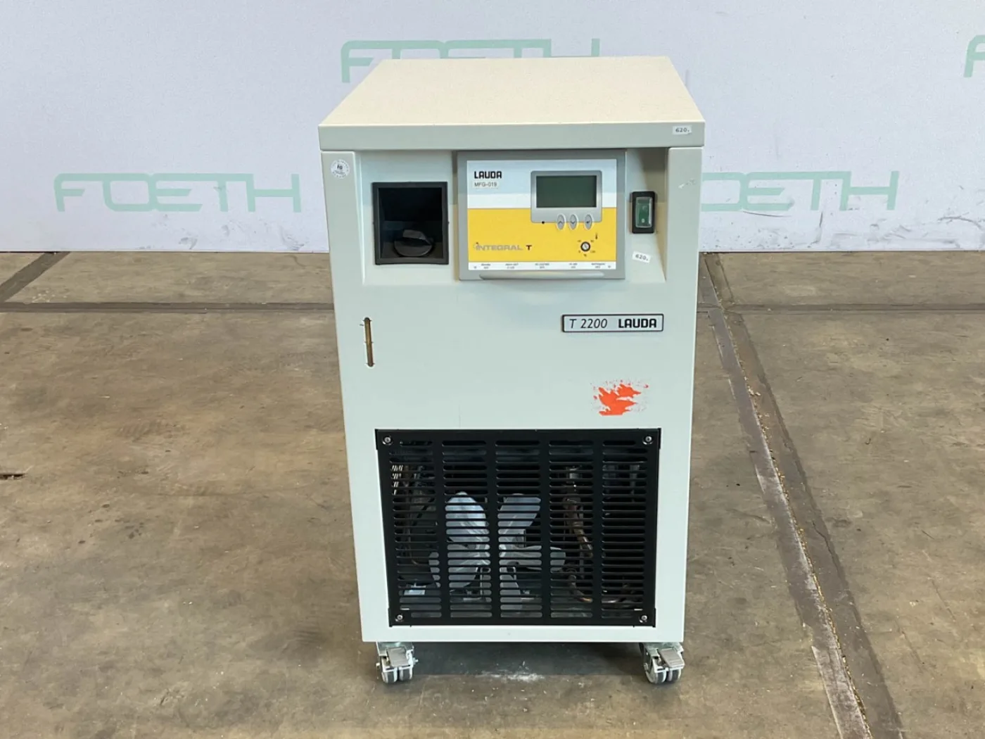Lauda integral T2200W chiller - Temperature control unit - 2