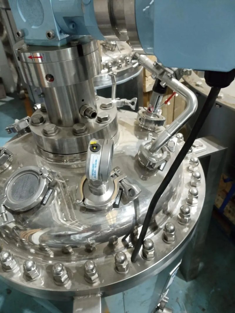 USED SOFAST STAINLESS STEEL 316L 113 LITER ASEPTIC REACTOR WITH JACKET, AGITATION AND HEATING