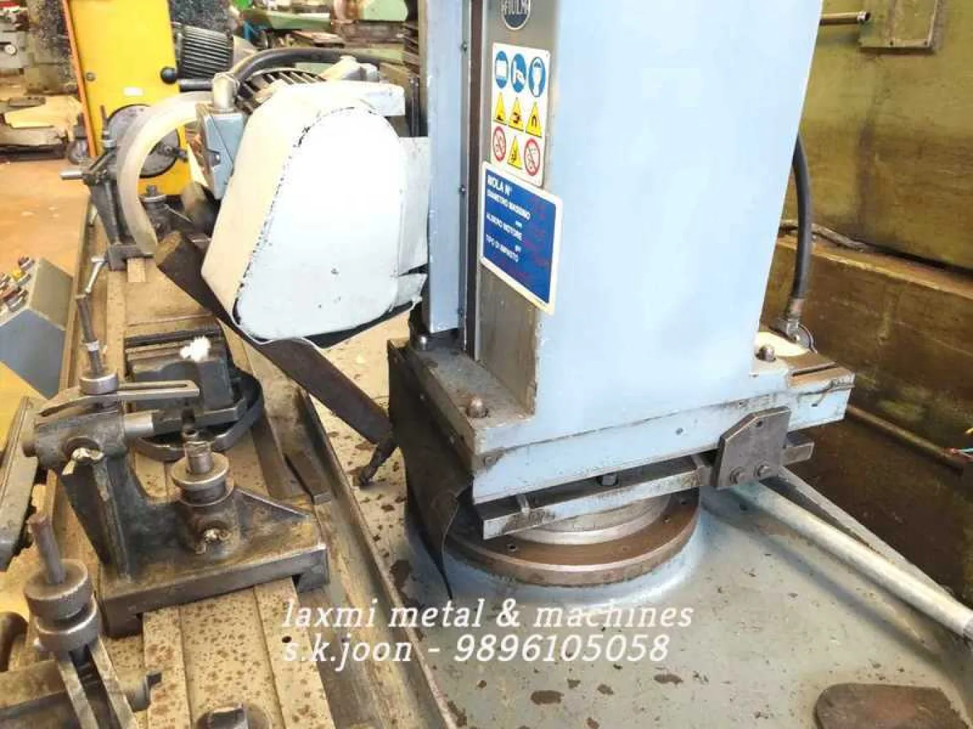 BROACH SHARPENING MACHINE, FIULM LANDRIANI - UNIVERSAL 1700 E - Laxmi Metal & Machines, Rohtak - 5