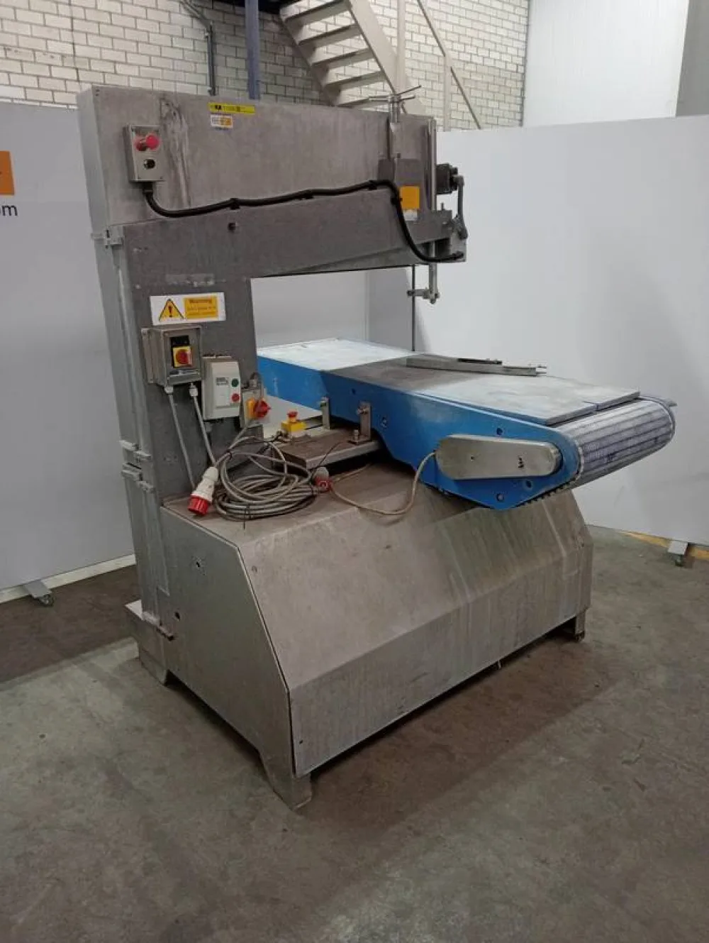 Band saw
