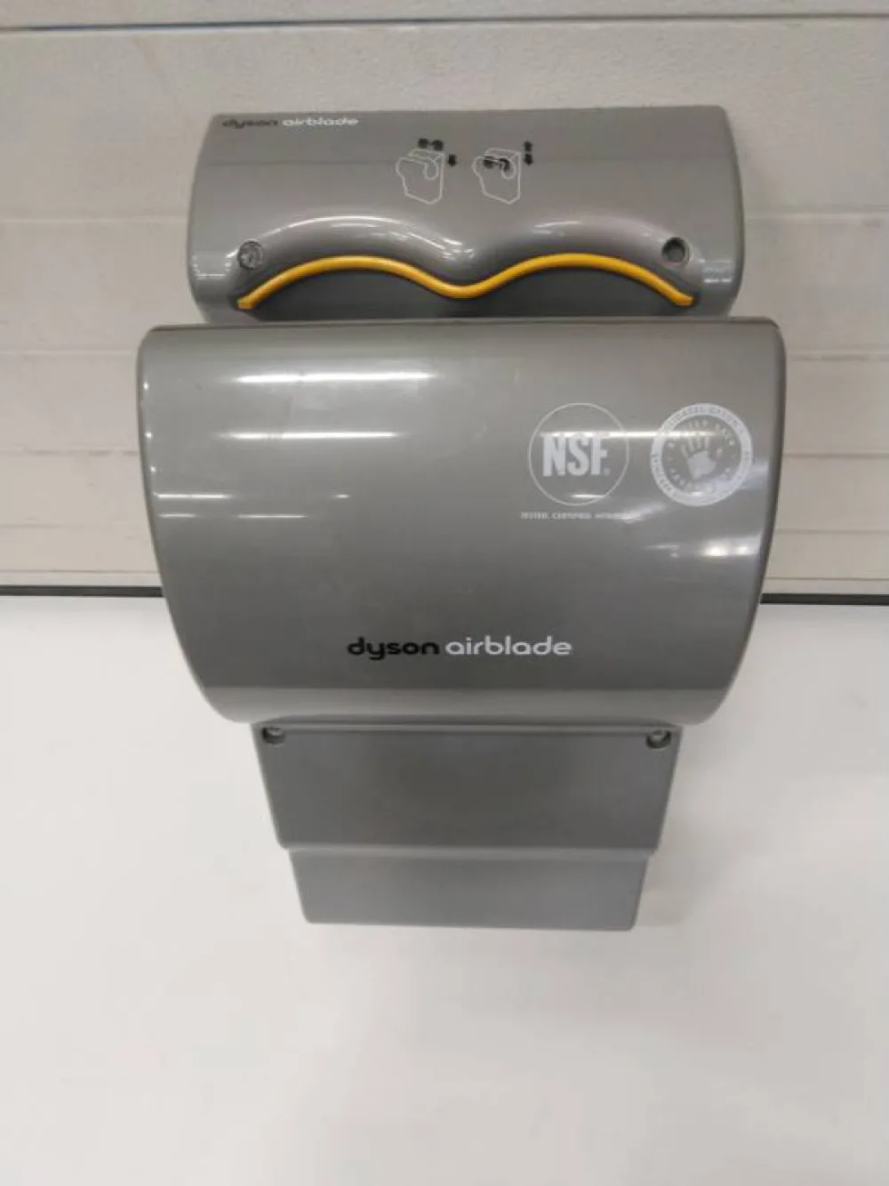 Dyson airblade