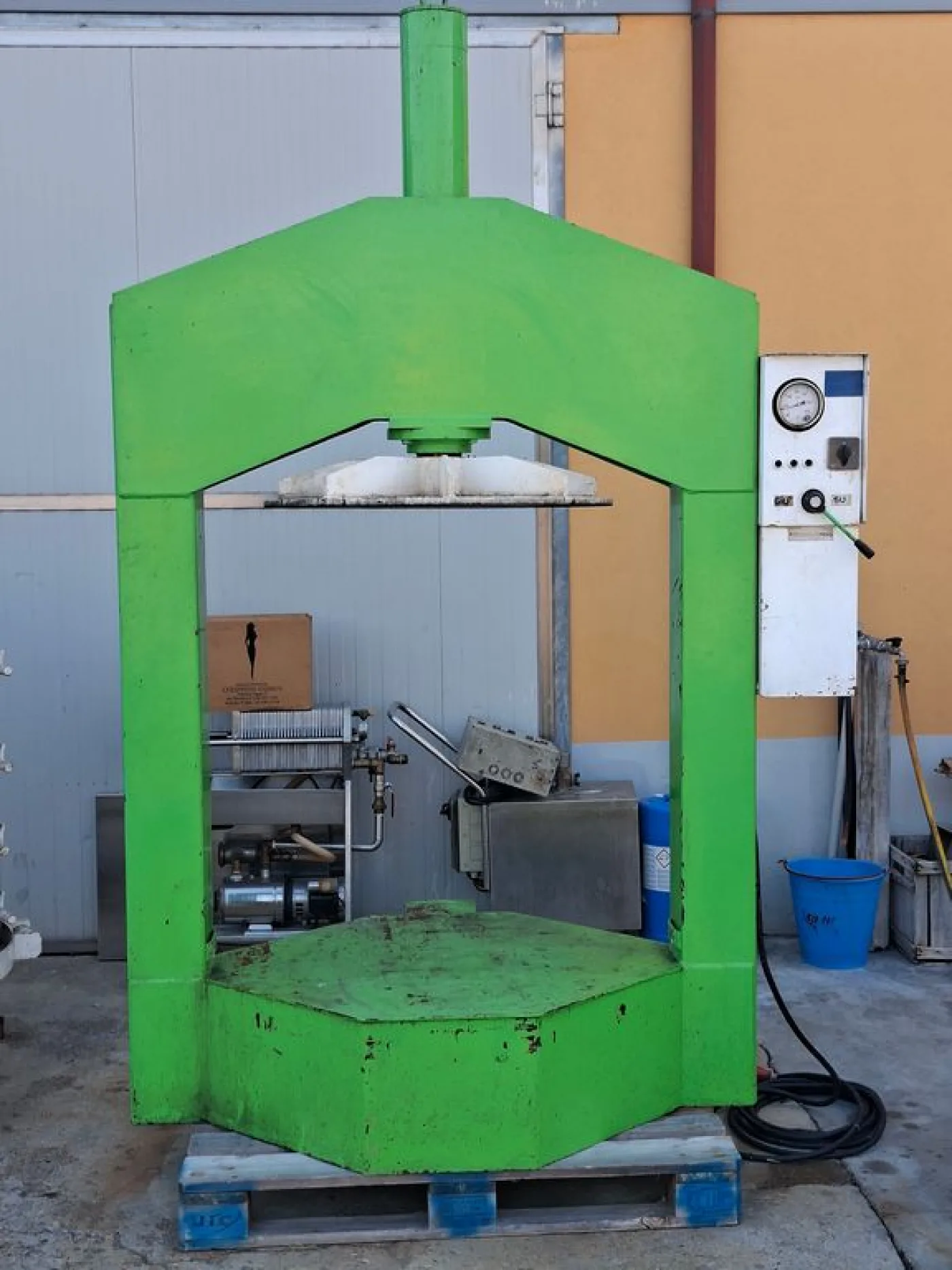 HYDRAULIC PRESS CEP Ø 80 WITH N. 02 TROLLEY, SECOND-HAND MACHINE - 2