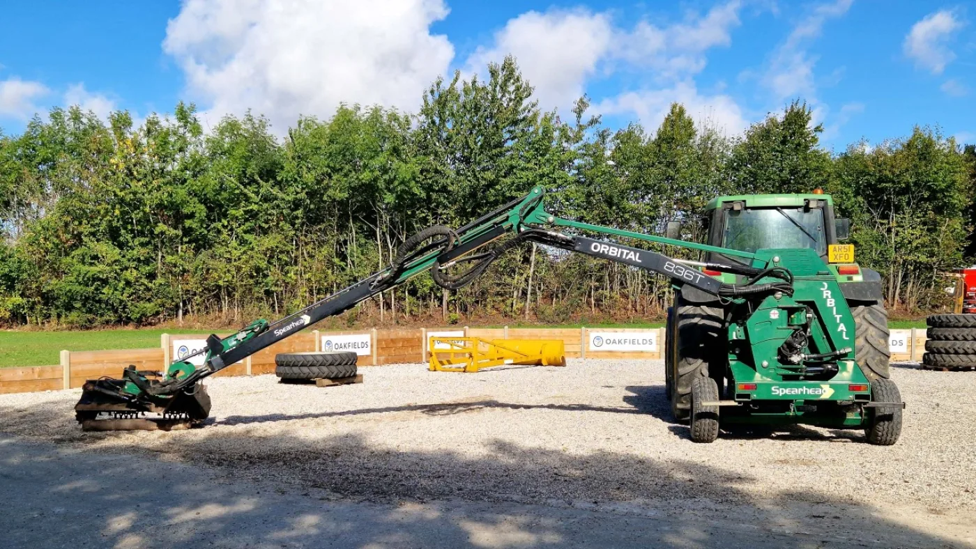 2014 Spearhead Orbital 836T hedge cutter - 1
