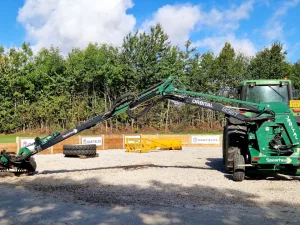 2014 Spearhead Orbital 836T hedge cutter