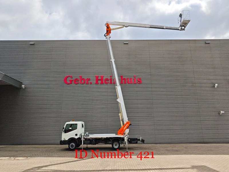 Nissan Cabstar 35.13 NT400 Multitel MX 250