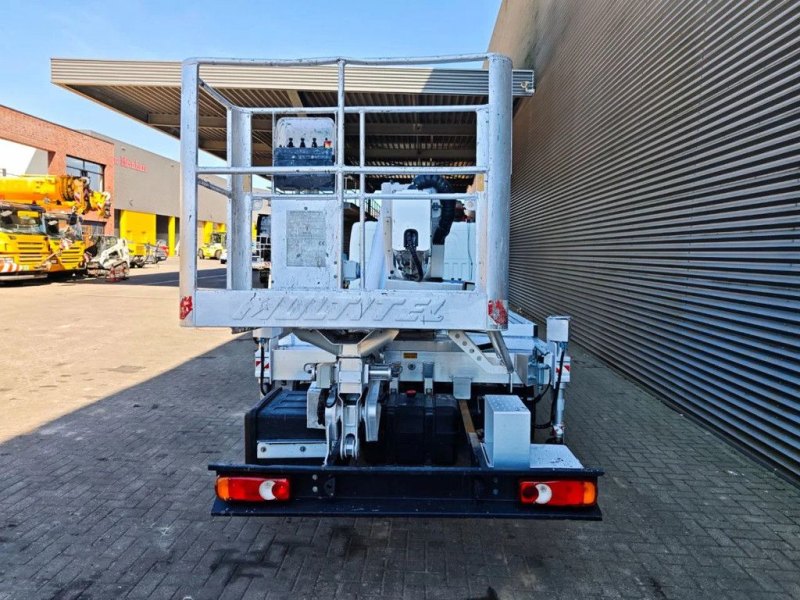 Nissan Cabstar 35.13 NT400 Multitel MX 250