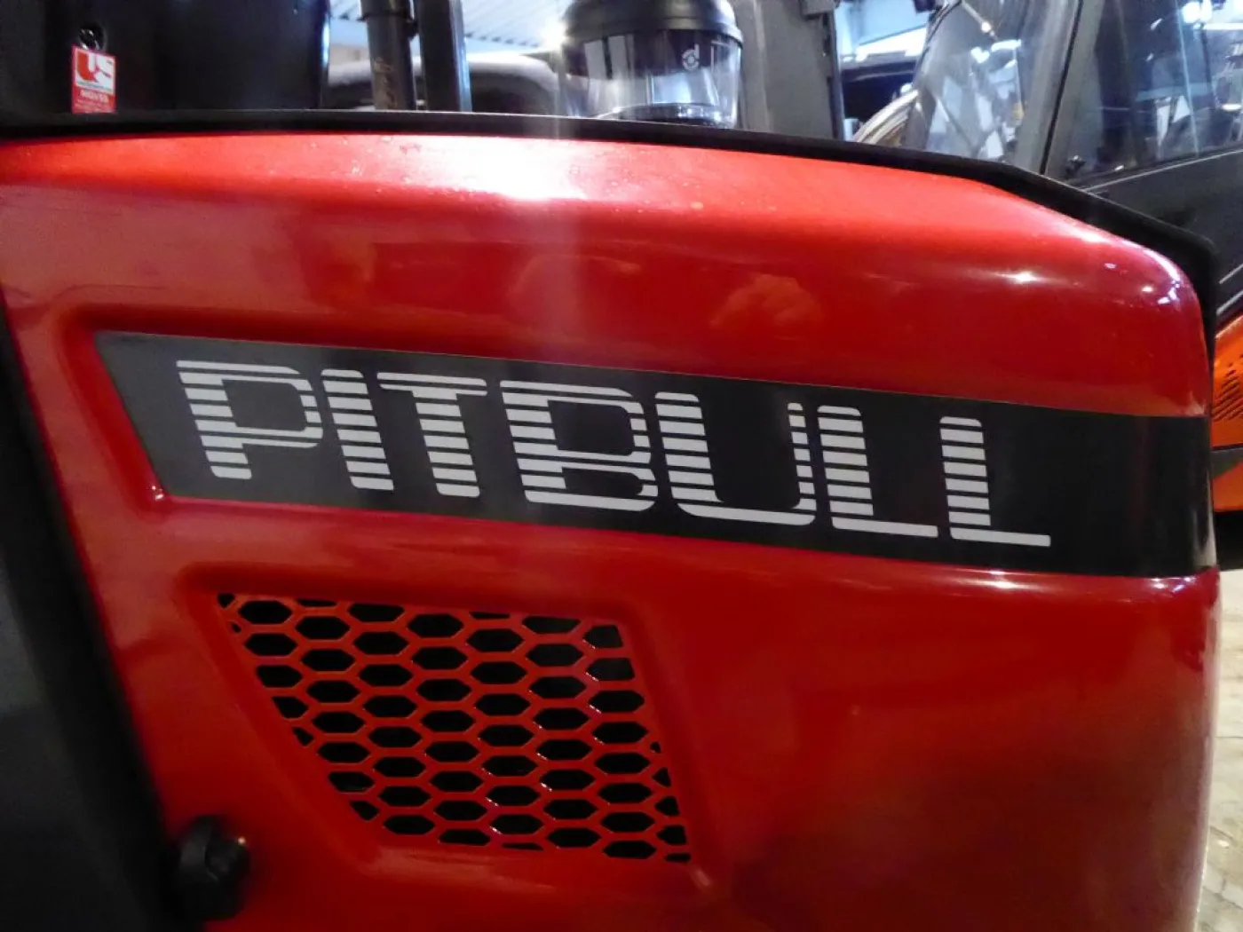 Pitbull Pitbull X27-26 mit Linde Hydrostat - 6