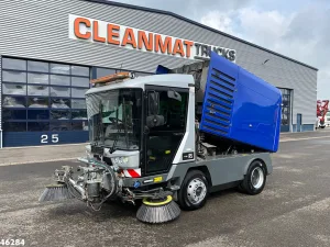 Ravo 560 with 3-rd brush