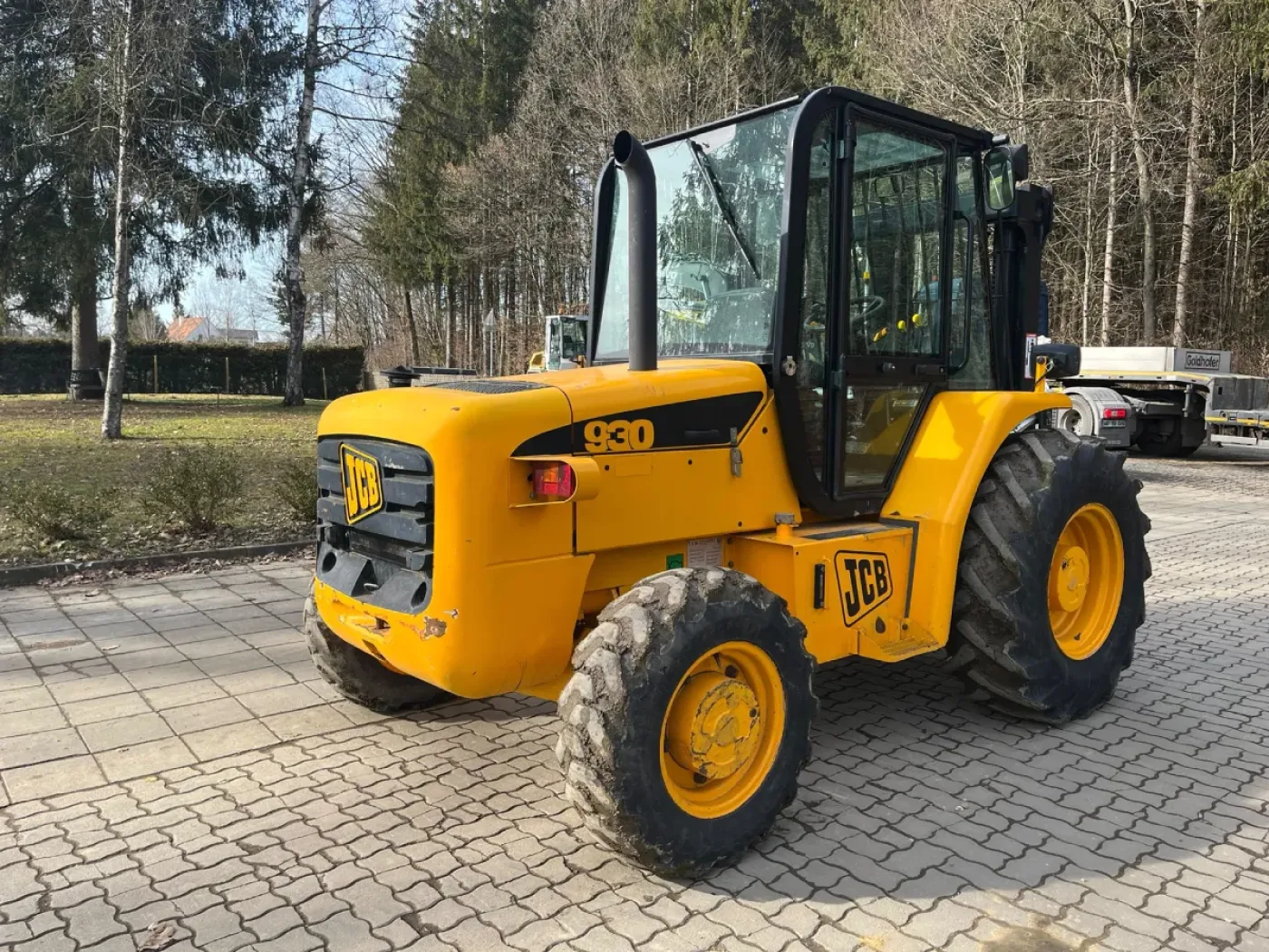 JCB - 930 - 5