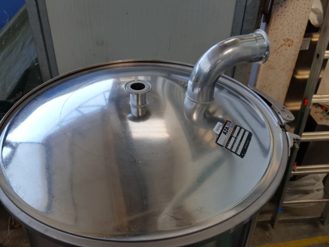 DOSATORE POLVERI CON TRASFERITORE SOTTOVUOTO – AZO - 8