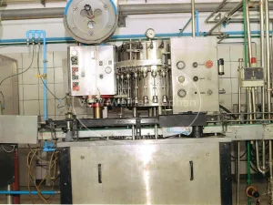 nonreturnable glass bottle filling line