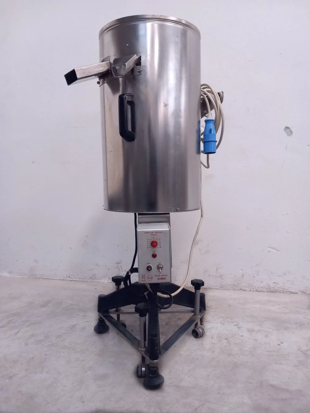 DEPOLVERIZZATORE PER COMPRESSE – MASTER VIBRATORI – MOD.VIBRATION CONTROL 3000/6