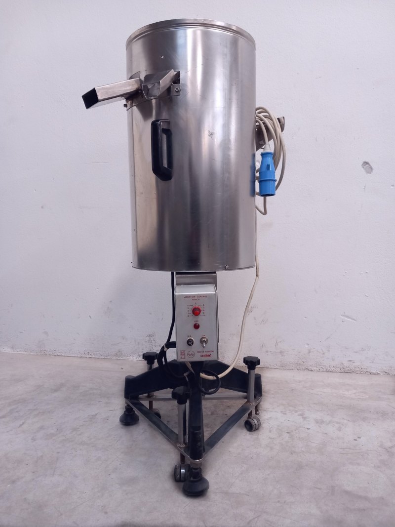 DEPOLVERIZZATORE PER COMPRESSE – MASTER VIBRATORI – MOD.VIBRATION CONTROL 3000/6