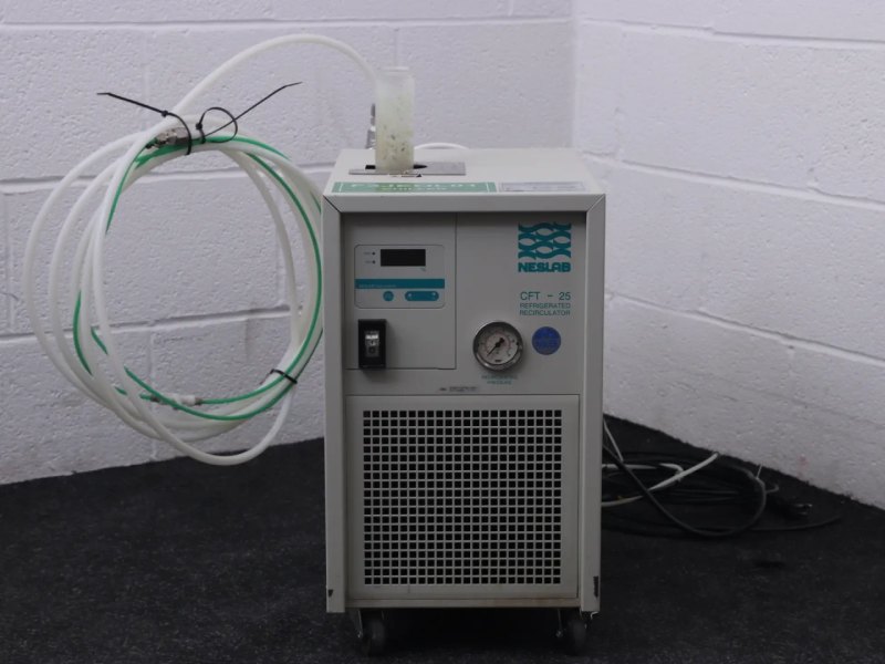 NesLab CFT 25 Recirculating Chiller