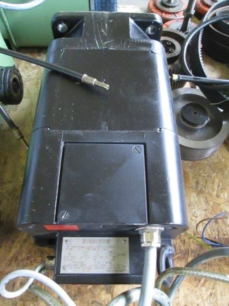 1 HU 3102 Siemens 1987