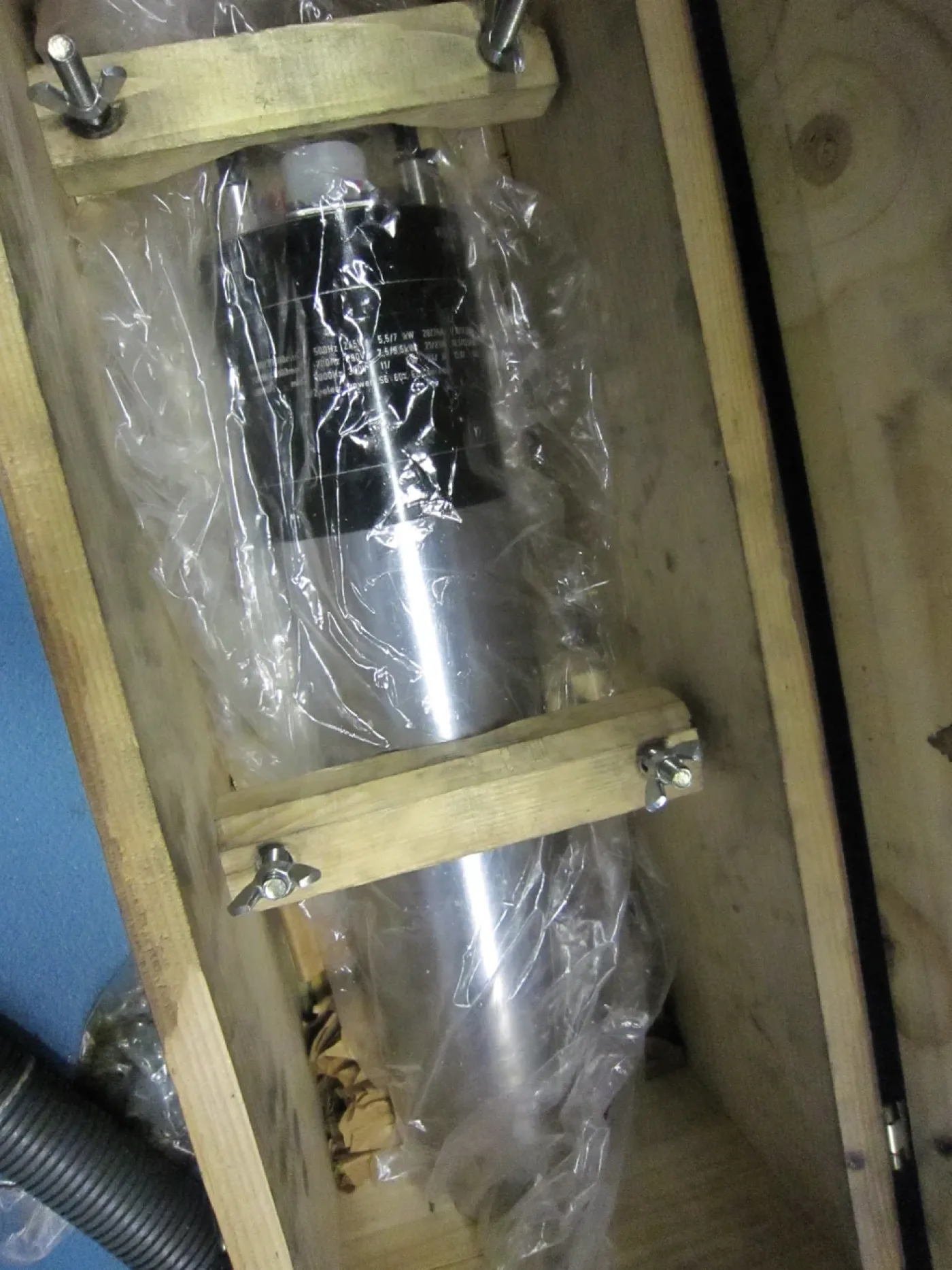 015401 - MIKRON UMS 710 - 8