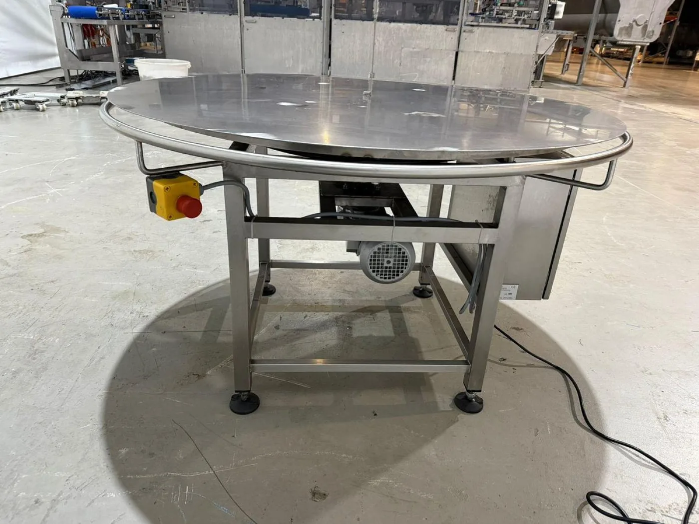2002 FTD Carrouseltafel - 3