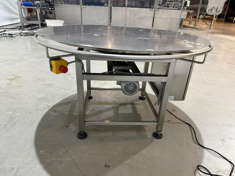 2002 FTD Carrouseltafel