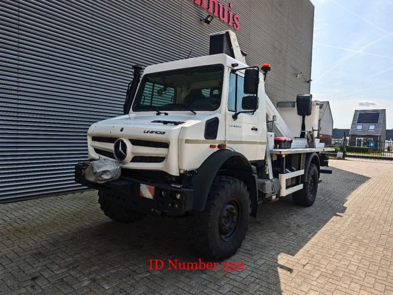Unimog U4023 4x4 Isoli PT180 Winch!