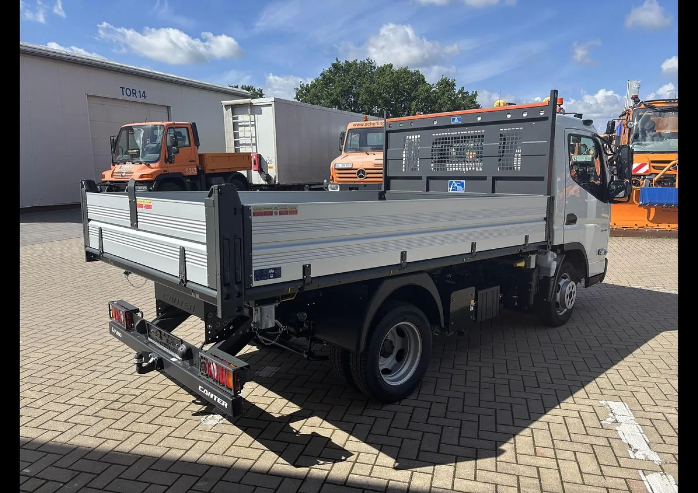 FUSO 3C15 Dreiseitenkipper - 3