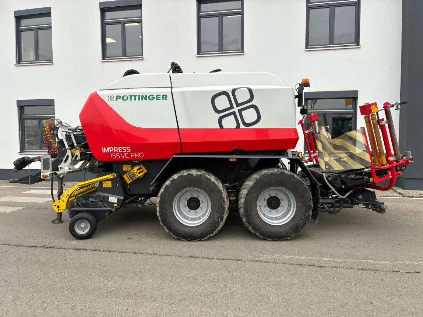 Rundballenpresse Pöttinger Impress 155 VC Pro - 7