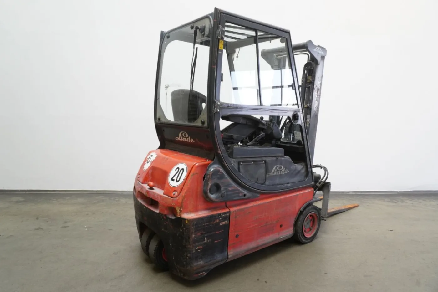Frontstapler Linde E 16 335-02 (2002) - 1