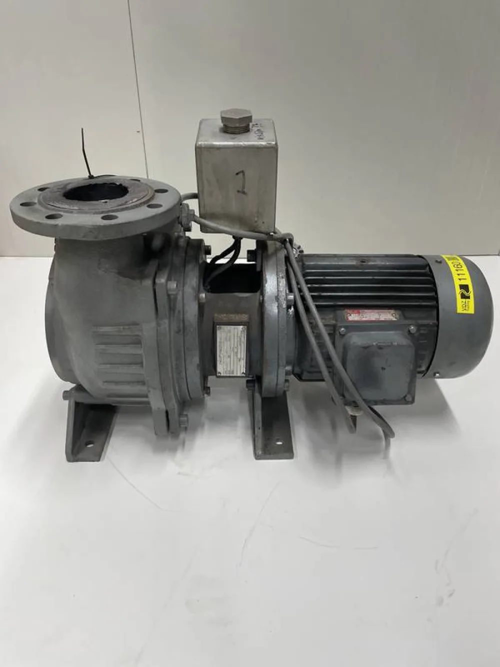 Centrifugal pump