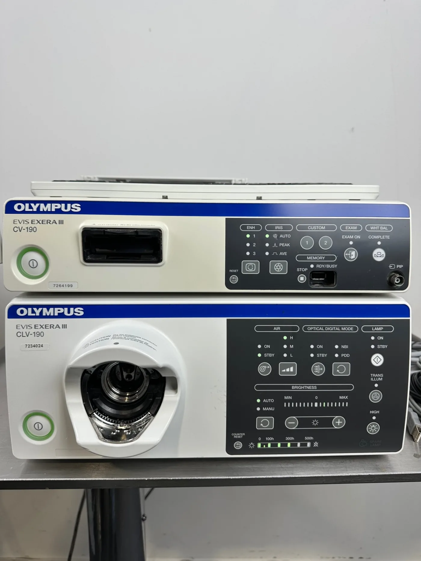 Olympus Evis Exera III Videoprozessor CV190 & Lichtquelle CLV 190 SET - 3
