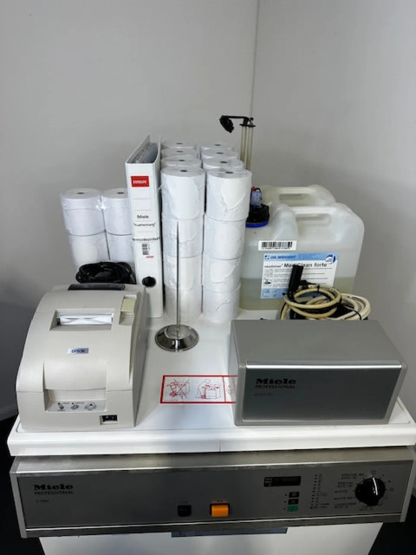 Miele G-7882 Desinfektor - 3