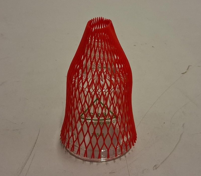 GKB Labor-Glastrichter 18541 – Präzisionsglas aus der Schweiz für den professionellen Laboreinsatz
