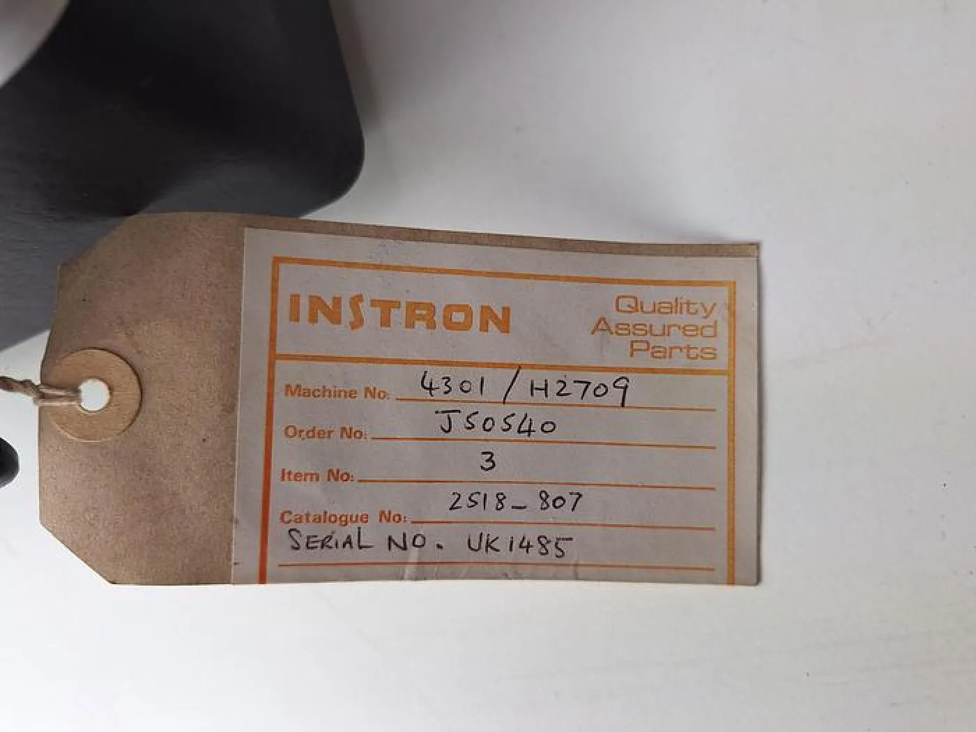 Instron 2518-807 Tension/Compression Static Load Cell - 4