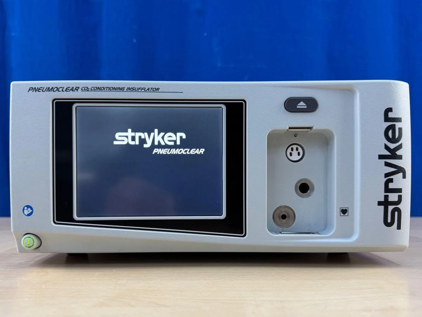 Stryker Pneumo Clear Plus CO2 Conditioning Insufflator YOM: 2017 - 3