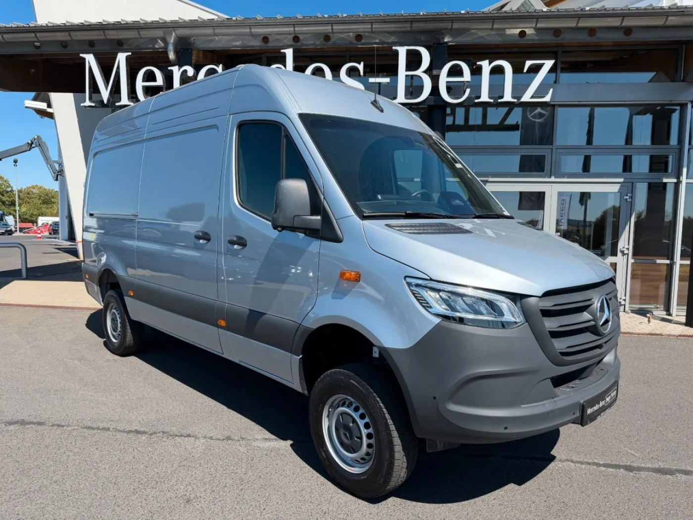 Mercedes Benz Sprinter 319 CDI 4x4 3665 Air Conditioning AHK Camera - 1