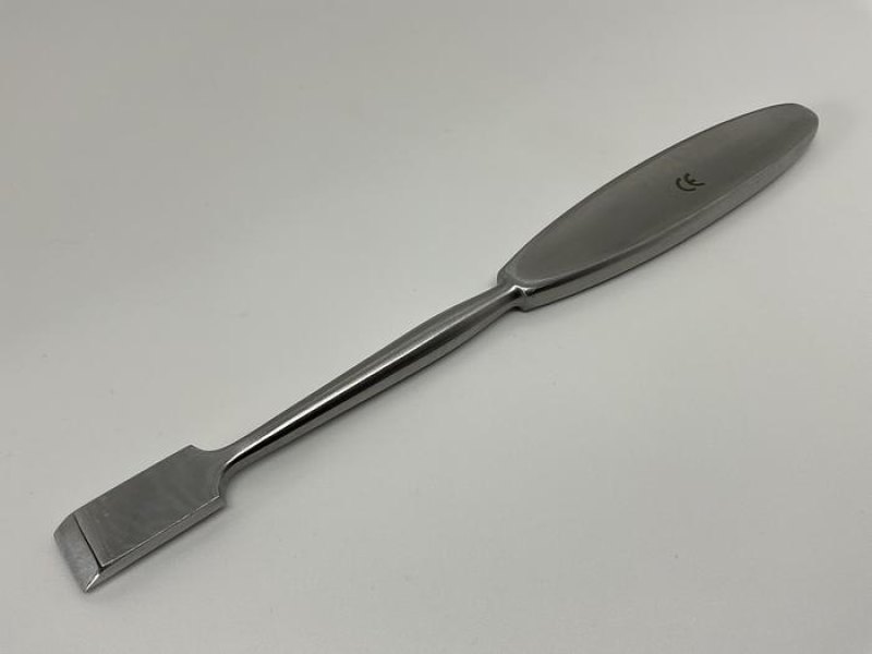 GB Medical Elevator Mckissock Spade