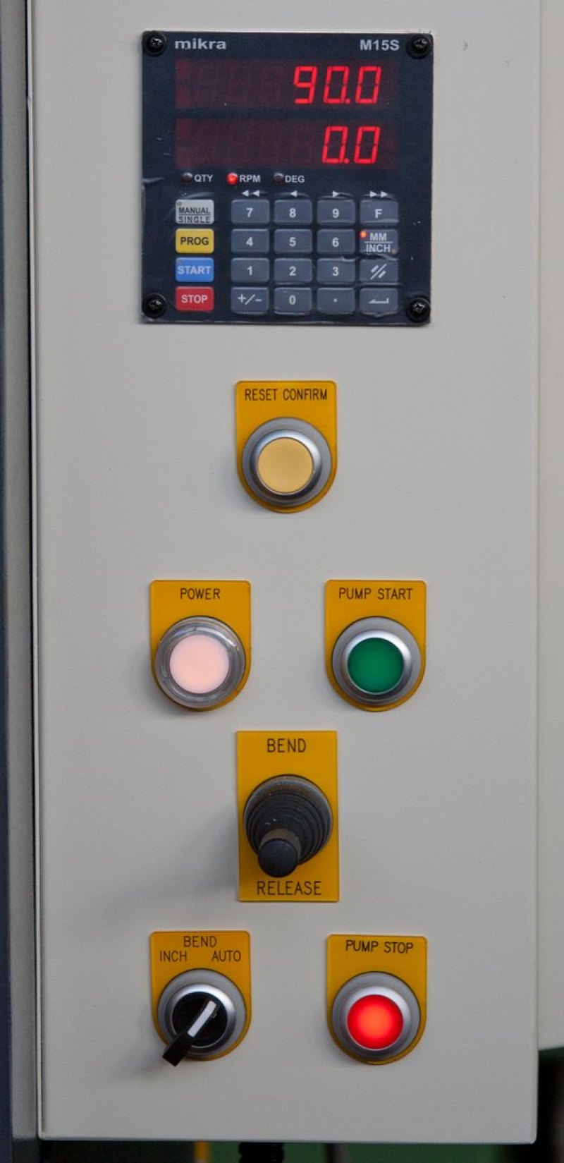 Hydraulische Schwenkbiegemaschine AMH 2035