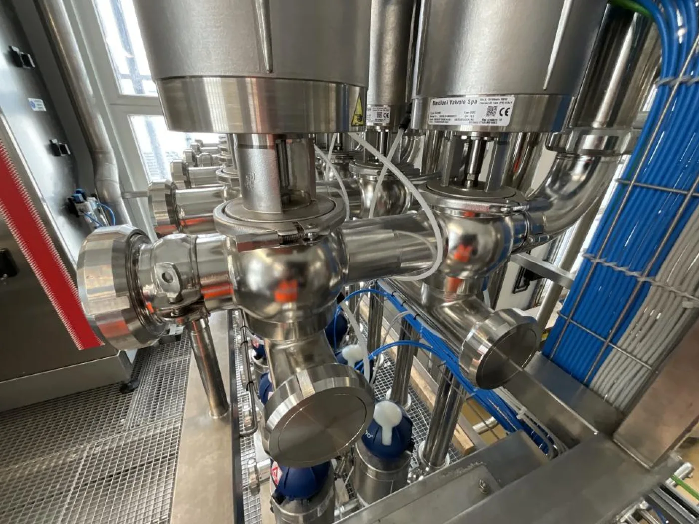 2022 A Due S.p.A. A Due S.p.A. SCA120PC Stainless Steel DN2.5 Multi Port Valve Manifold and Plant - 6