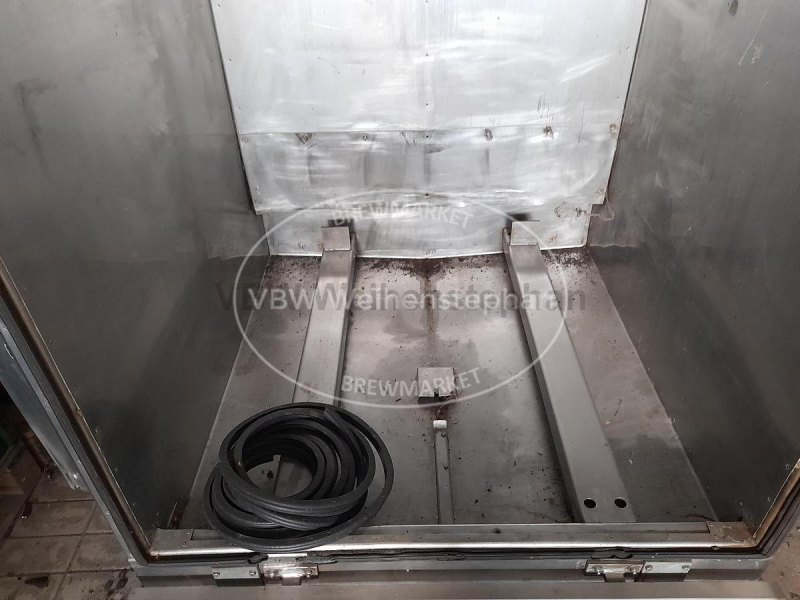 Pasteurising chamber
