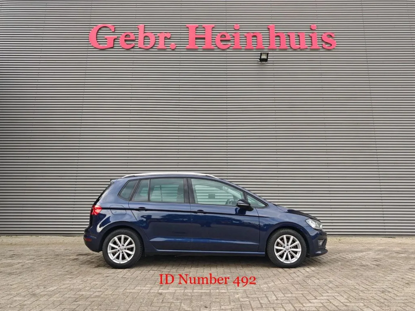 Volkswagen Golf Sportsvan 1.6 TDI Bluemotion - 1