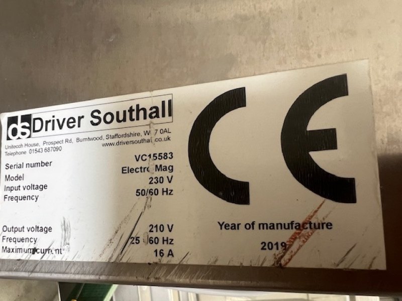 Driver Southall Vibrating Conveyor