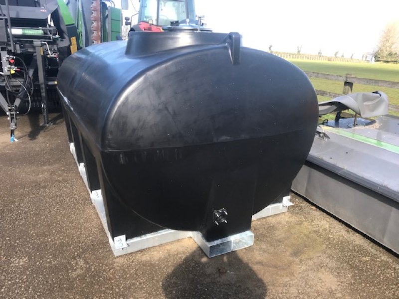 Enduramaxx 6000L Sprayer refill tank