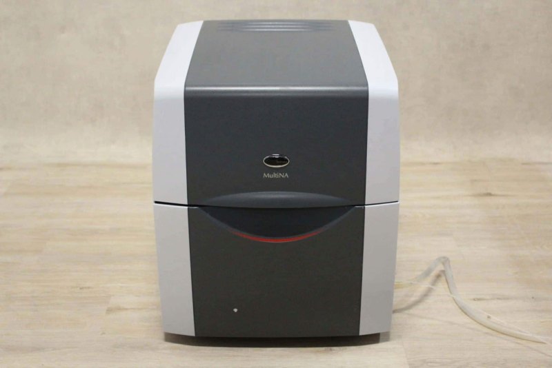 Shimadzu MCE-202 MultiNA Microchip Elektroforese Systeem