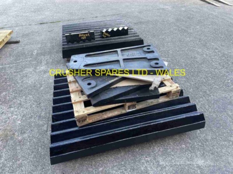 84CD42 | Fixed Jaw Plate | Parker® 1165 |